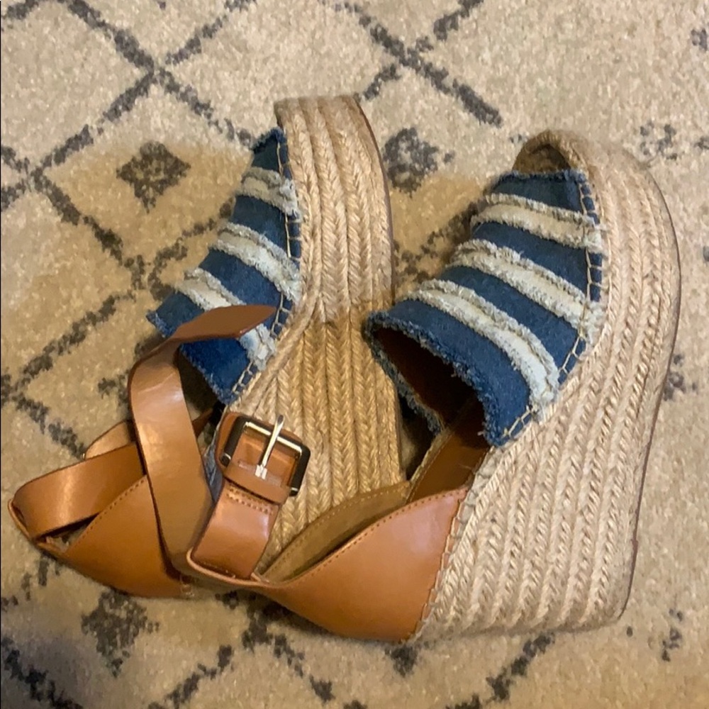 Marc Fisher Wedges - Picture 4 of 5